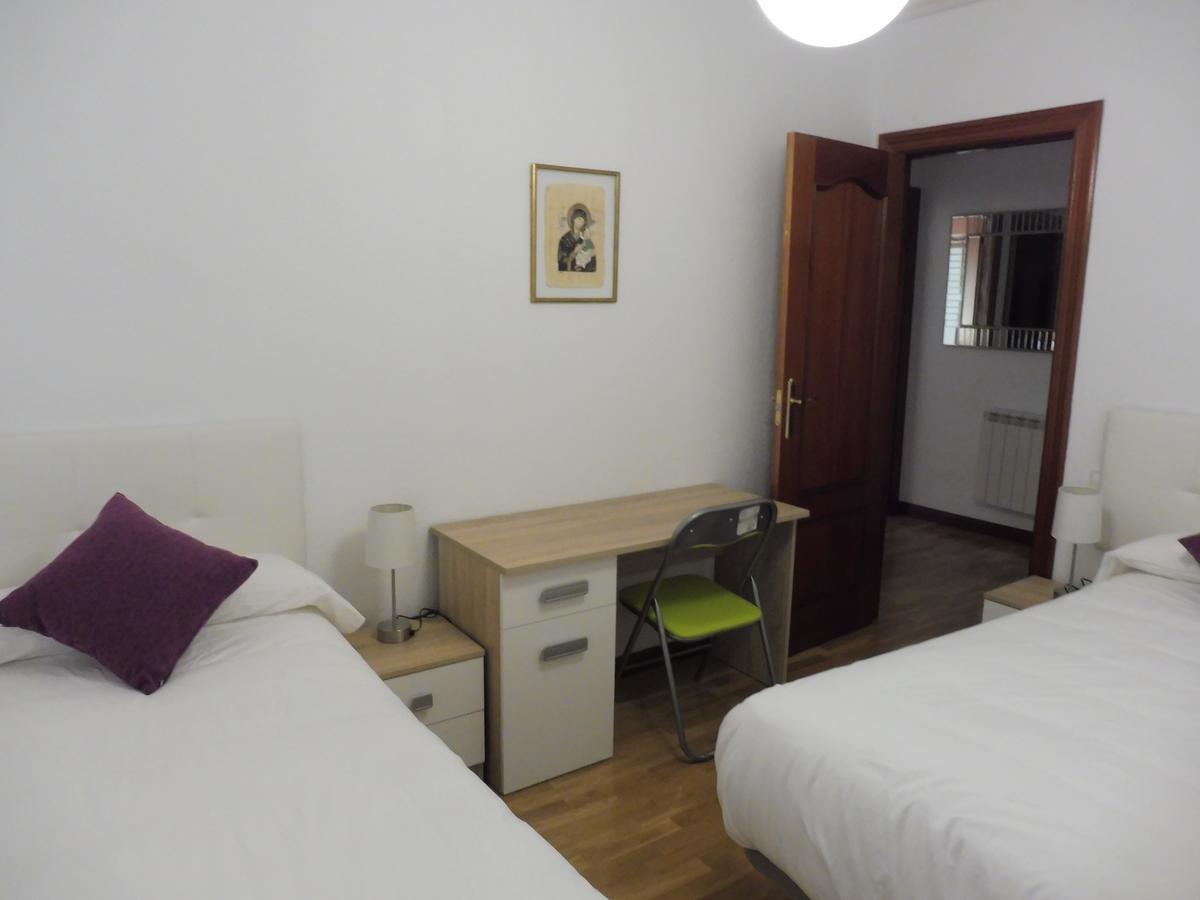 Apartamentos Anita Salamanca Exterior photo